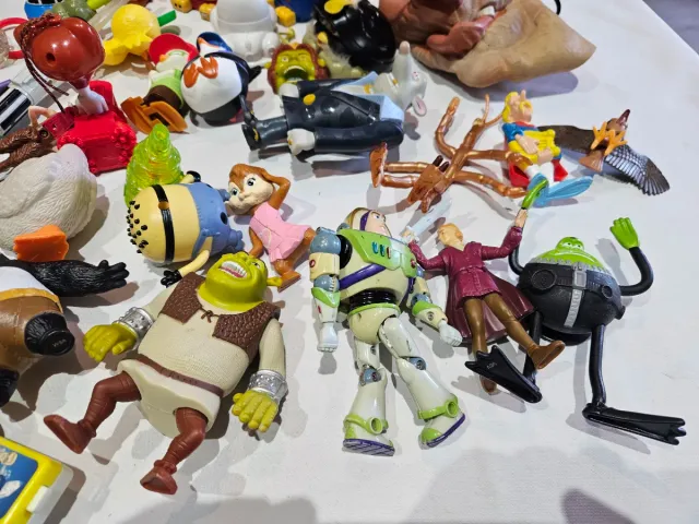 Lott di Figure di Personaggi Infantili