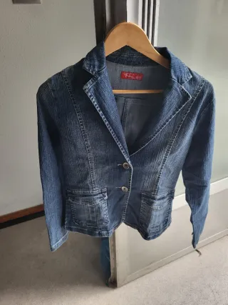 Chaqueta vaquera azul talla M