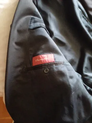 Chaqueta de traje de novio negra El Corte Inglés