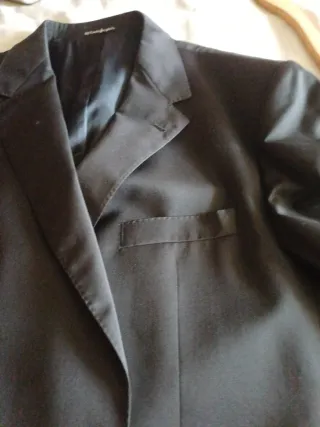 Chaqueta de traje de novio negra El Corte Inglés