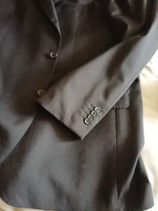 Chaqueta de traje de novio negra El Corte Inglés