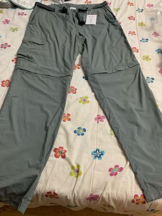 Pantalón Columbia chico con etiqueta