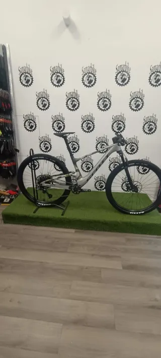 Scott Spark RC Comp 2025 Talla M