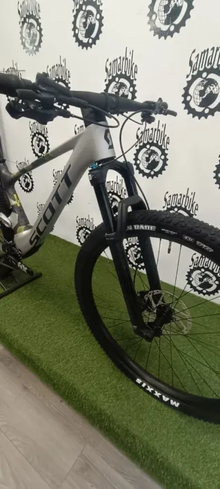 Scott Spark RC Comp 2025 Talla M