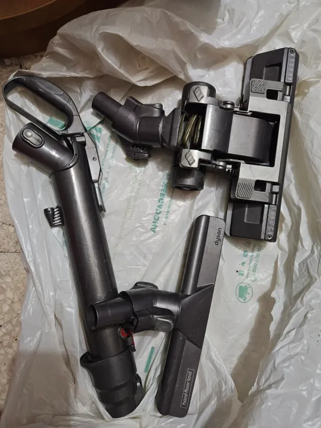 Aspiradora Dyson Morada