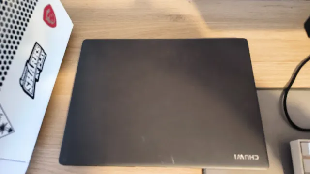 Portátil Chuwi Táctil