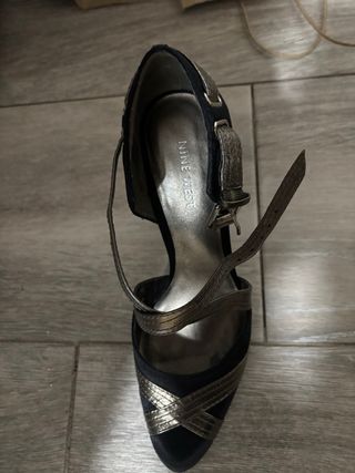 Zapatos Nine West Talla 7M Negros