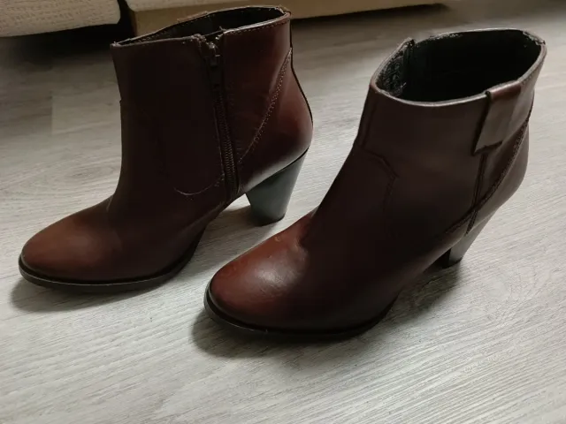 Botas de mujer marrones