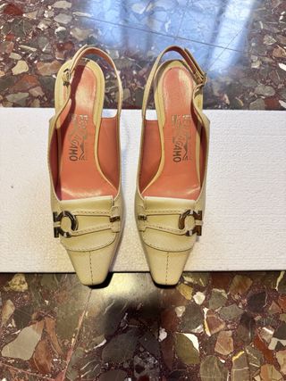 Salvatore Ferragamo Sandalias Beige y Rosa