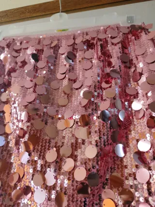 Falda corta lentejuelas rosa