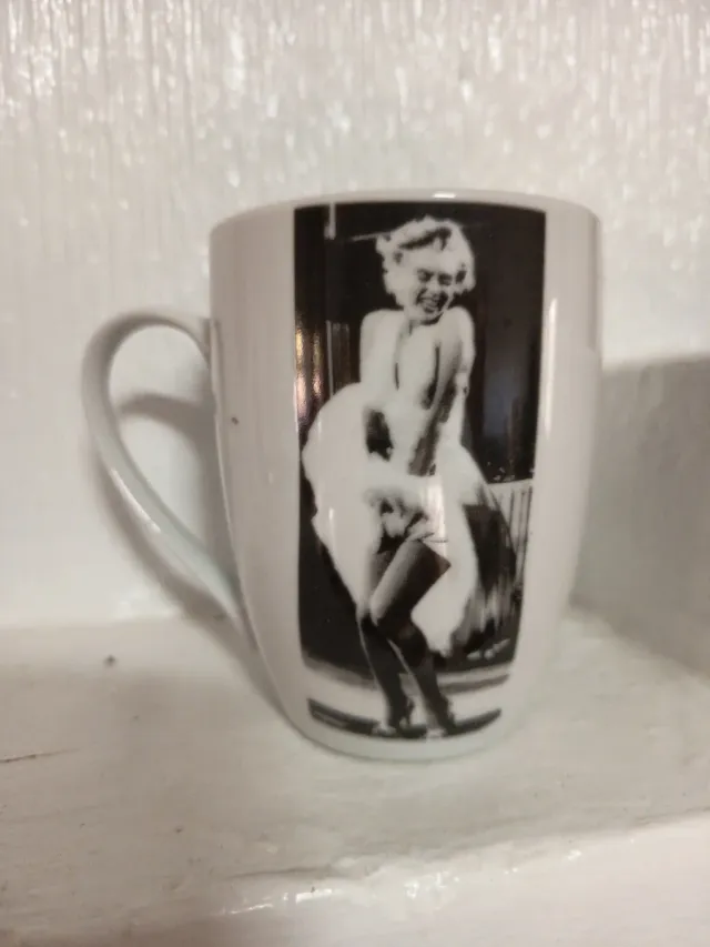 Taza Marilyn Monroe