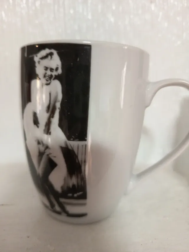 Taza Marilyn Monroe