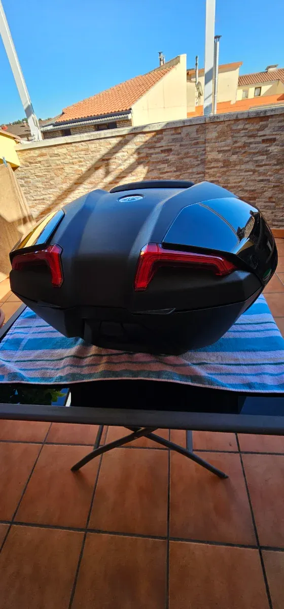 Portaequipajes y Maleta Top Case 45L Yamaha