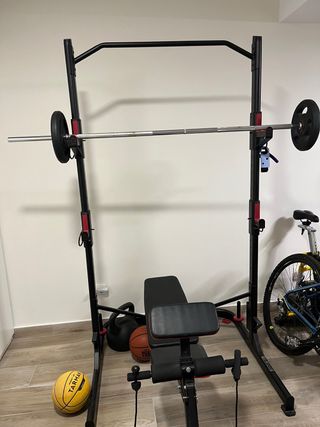 Equipo de musculación completo.