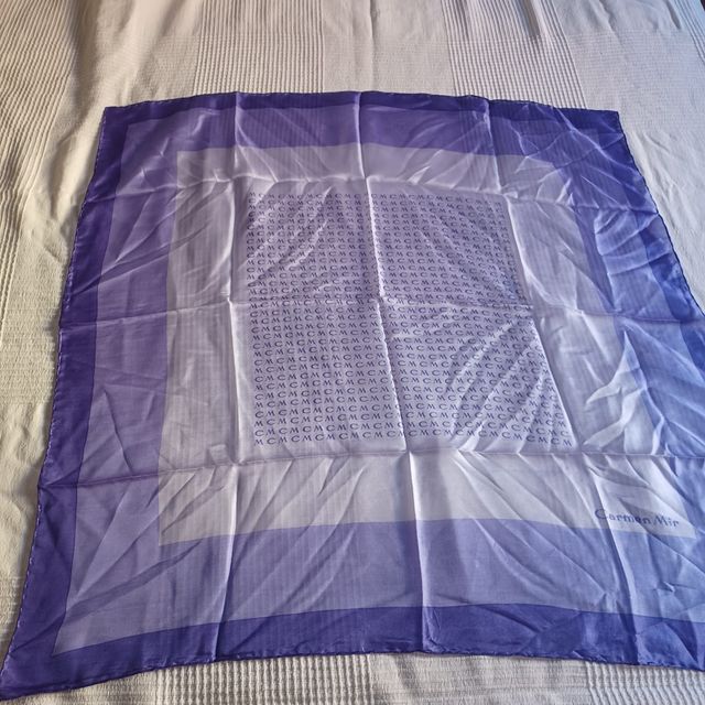 Pañuelo Carmen Mir Lila Cuadros