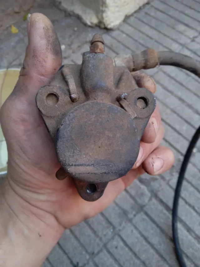 Pinza Freno Delantera Rieju RV 50