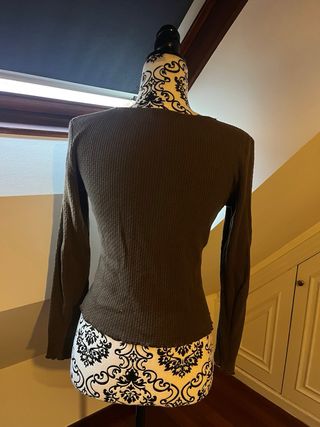 Camiseta Mango Manga Larga Marrón