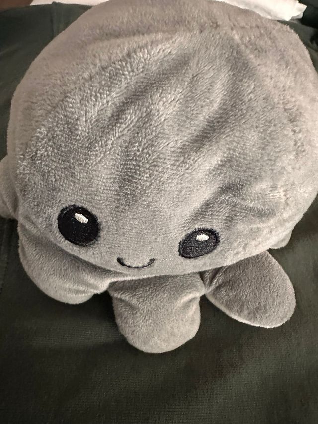 Pulpo peluche reversible beige