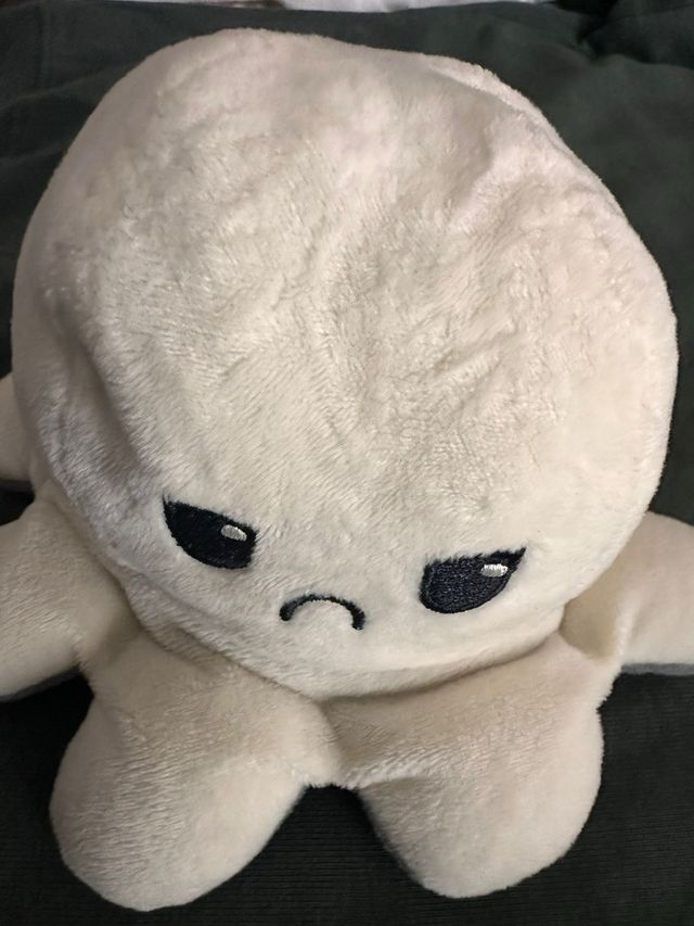 Pulpo peluche reversible beige