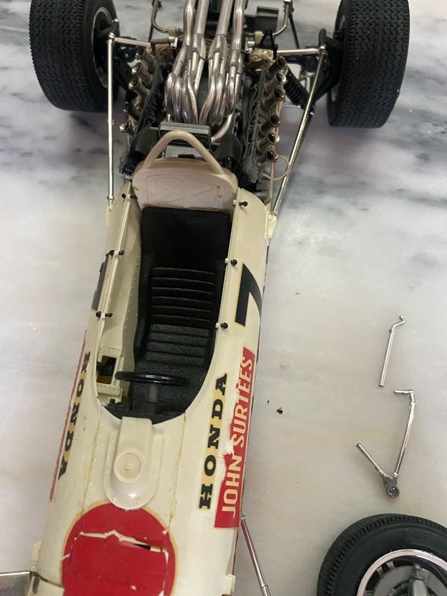 Maqueta Honda RA273 F1 John Surtees num 7