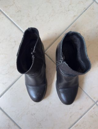 Italian real leather buckle block ankle boots