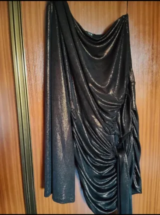 Vestido fiesta asimétrico Zara