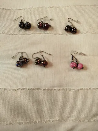 Pendientes de cerámica griega