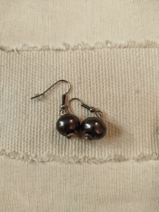 Pendientes de cerámica griega