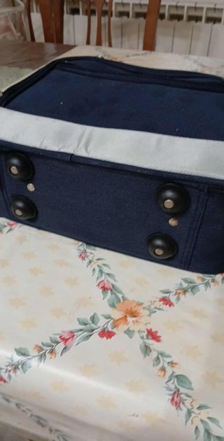 Beauty case da viaggio blu e bianco