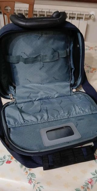 Beauty case da viaggio blu e bianco