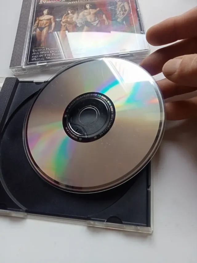 2 CDs Manowar Anthology & Best Of