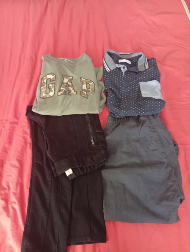 Lote 2 pantalones y 2 camisetas