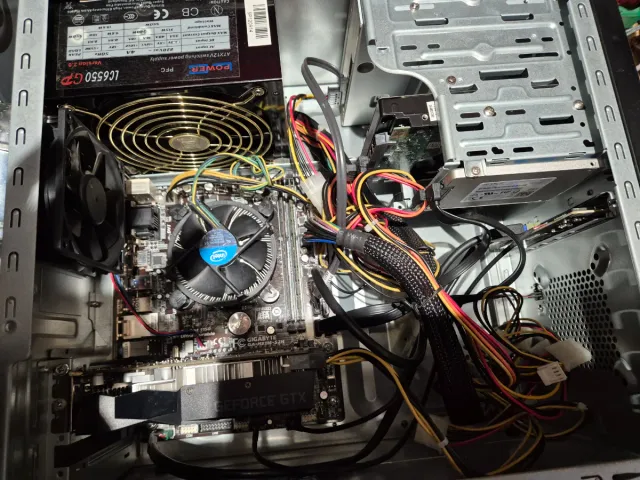 Ordenador Torre Gaming Mexia Negro