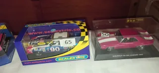 Coches Scalextric americanos.