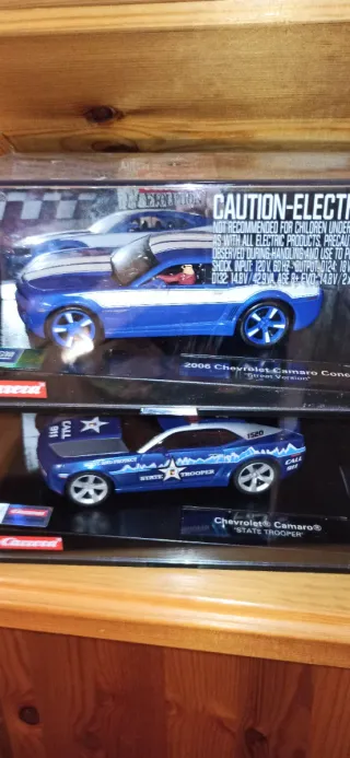 Coches Scalextric americanos.