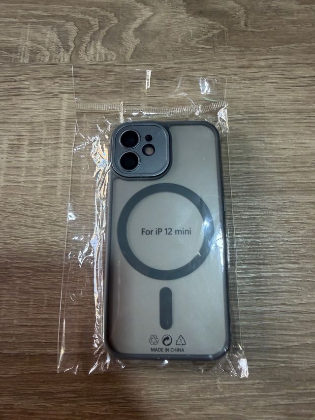 Custodia iPhone 12 mini MagSafe