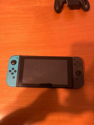 Nintendo Switch + FIFA 23 e accessori