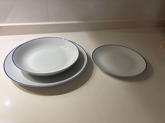 Vajilla 15 piezas Smart blanca y azul