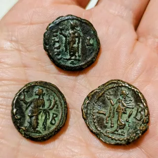 Lotto 7: 3 Antiche Monete Romane