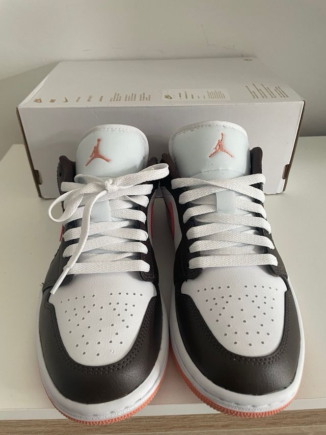 Nike Air Jordan 1 Low Marrón y Rosa