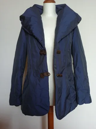 Giubbotto donna blu con chiusura a alamaro