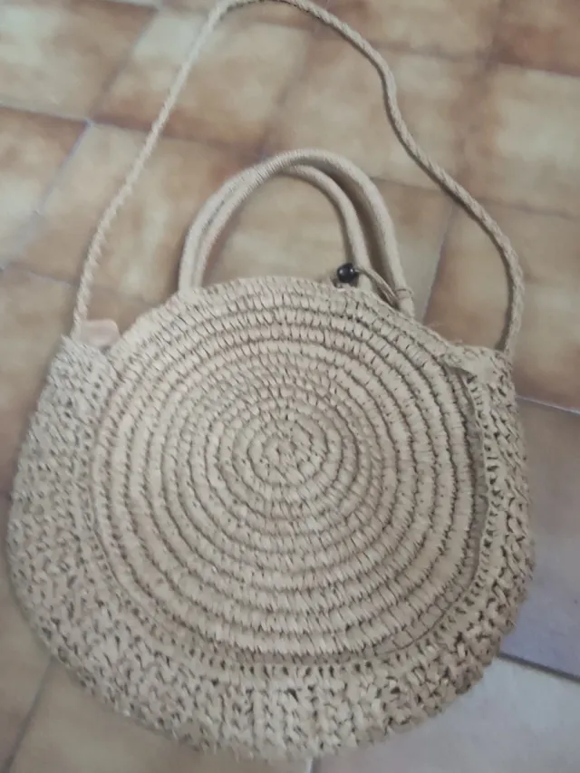 Bolso rafia redondo bandolera y mano