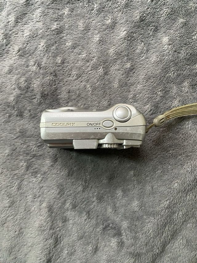 Cámara Digital Nikon Coolpix 4600