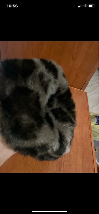 Cappello pelliccia sintetica leopardata