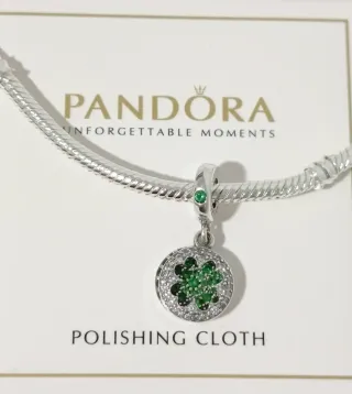 Charm Doble Colgante Trébol  Cuatro Hojas