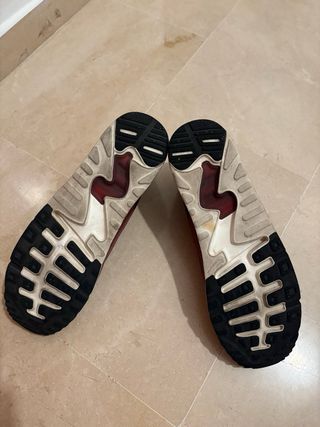 Zapatillas Nike Air Max Granates y Negras