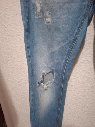 Vaqueros Pull&Bear desgastados