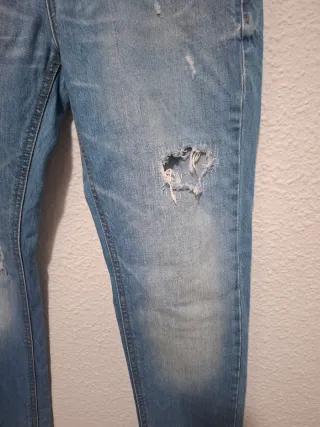 Vaqueros Pull&Bear desgastados