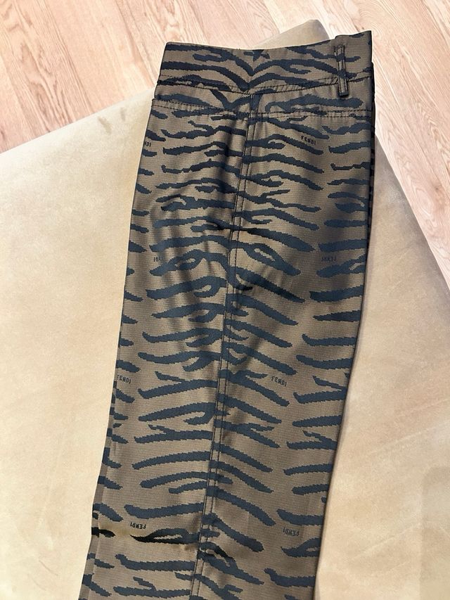 Pantaloni Fendi zebrati