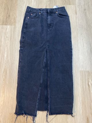 Falda larga negra Stradivarius sin estrenar